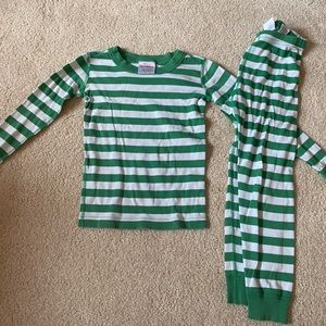 Hanna Andersson Green Striped Long John Pajama Set Size 5 (110)